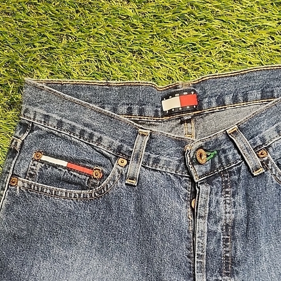 Tommy Hilfiger Womens Vintage Classic Blue Denim Jeans - Picture 3 of 8